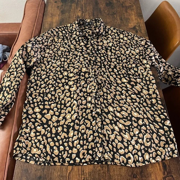 Missguided Women's Animal Print Oversized Satin Shirt - Picture 2 of 7